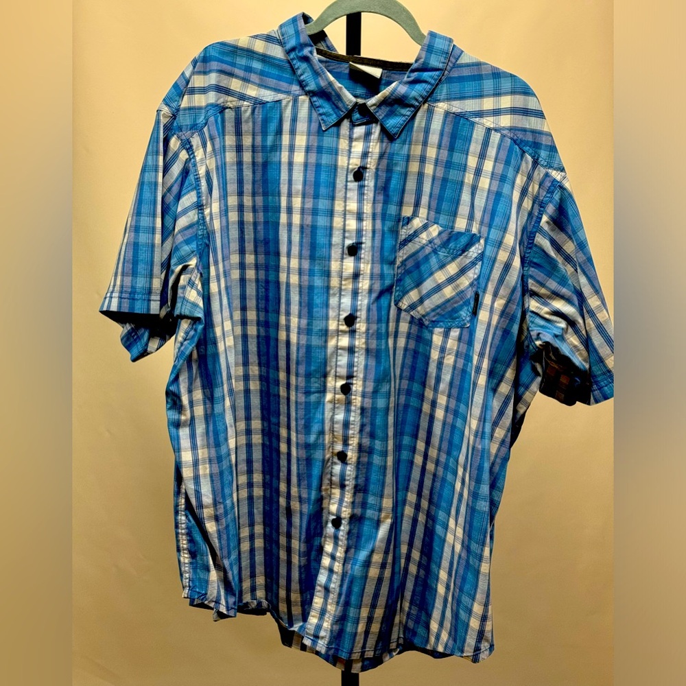 Men’s Columbia 3X light weight button down short sleeve shirt